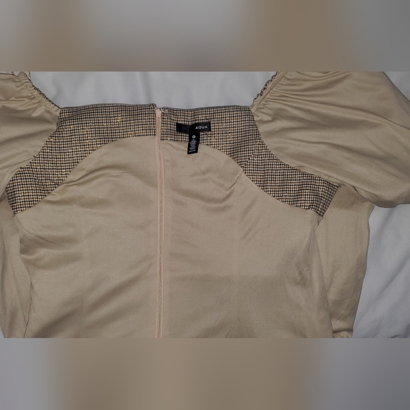 Aqua- Cream mini dress - Picture 7 of 8